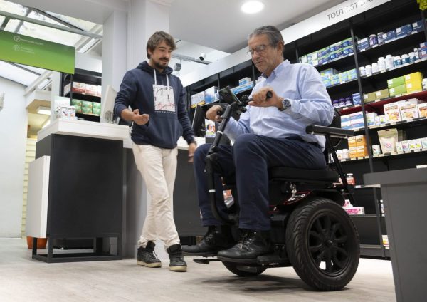 Fauteuil roulant Gus chez un distributeur