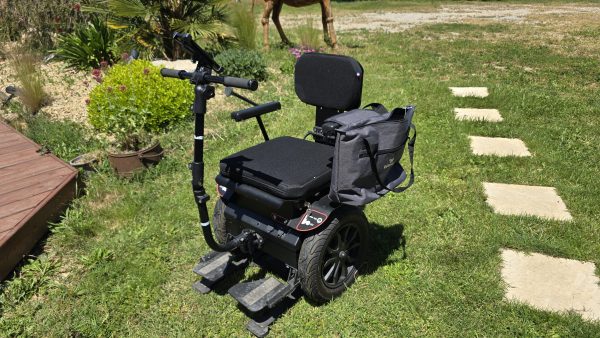 Support sur accoudoir avec sacoche 10l